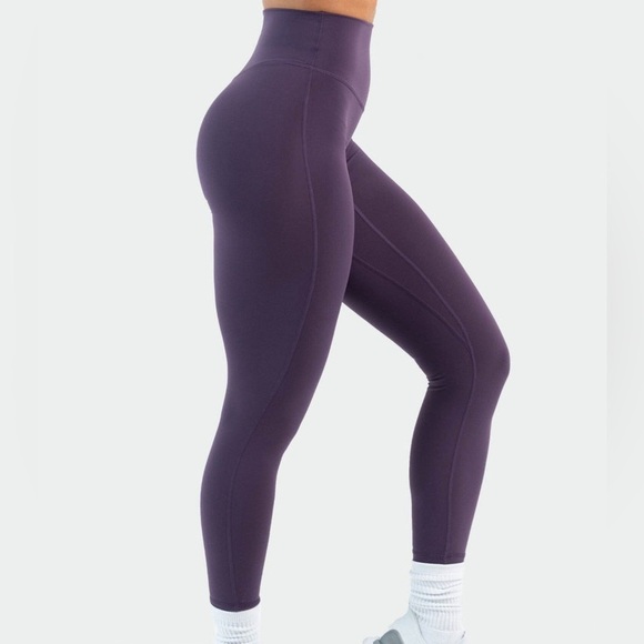 TLF Women’s Tempo High Waisted Workout Leggings in Dark Grape - Size L - Picture 5 of 5